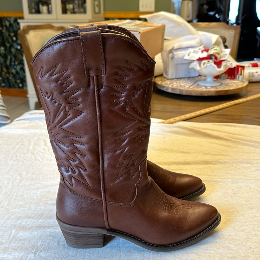 NWOT Steve Madden Brown Hayward cowboy boot